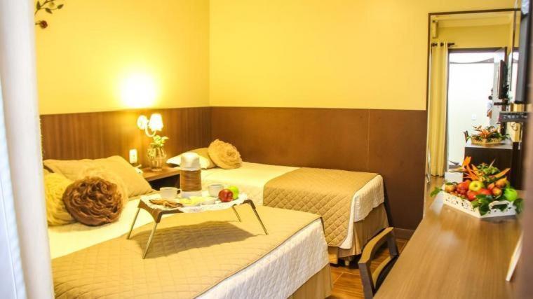 Hotel Premium Грамаду Экстерьер фото
