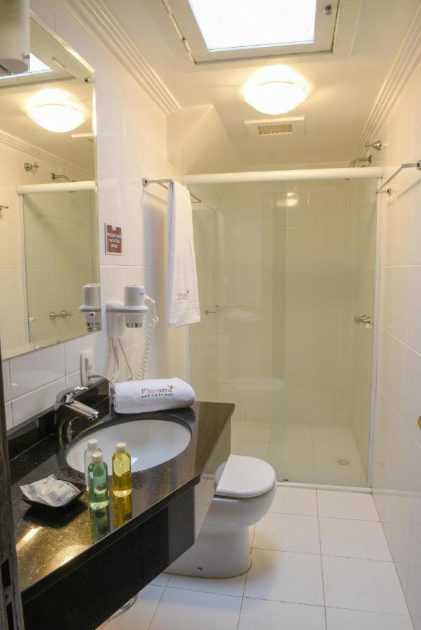 Hotel Premium Грамаду Экстерьер фото